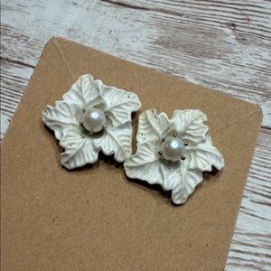 Vintage White Floral Earrings with Pearl Earring Inserts